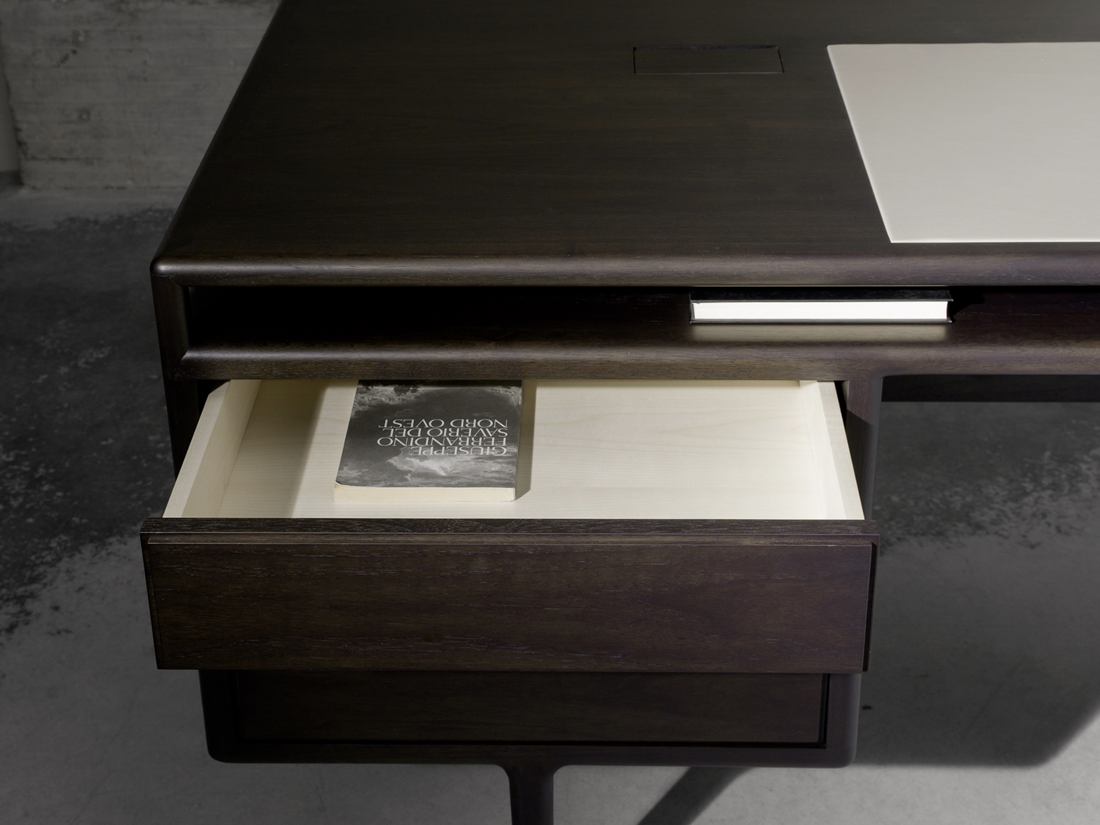 Rive Droite | Desk